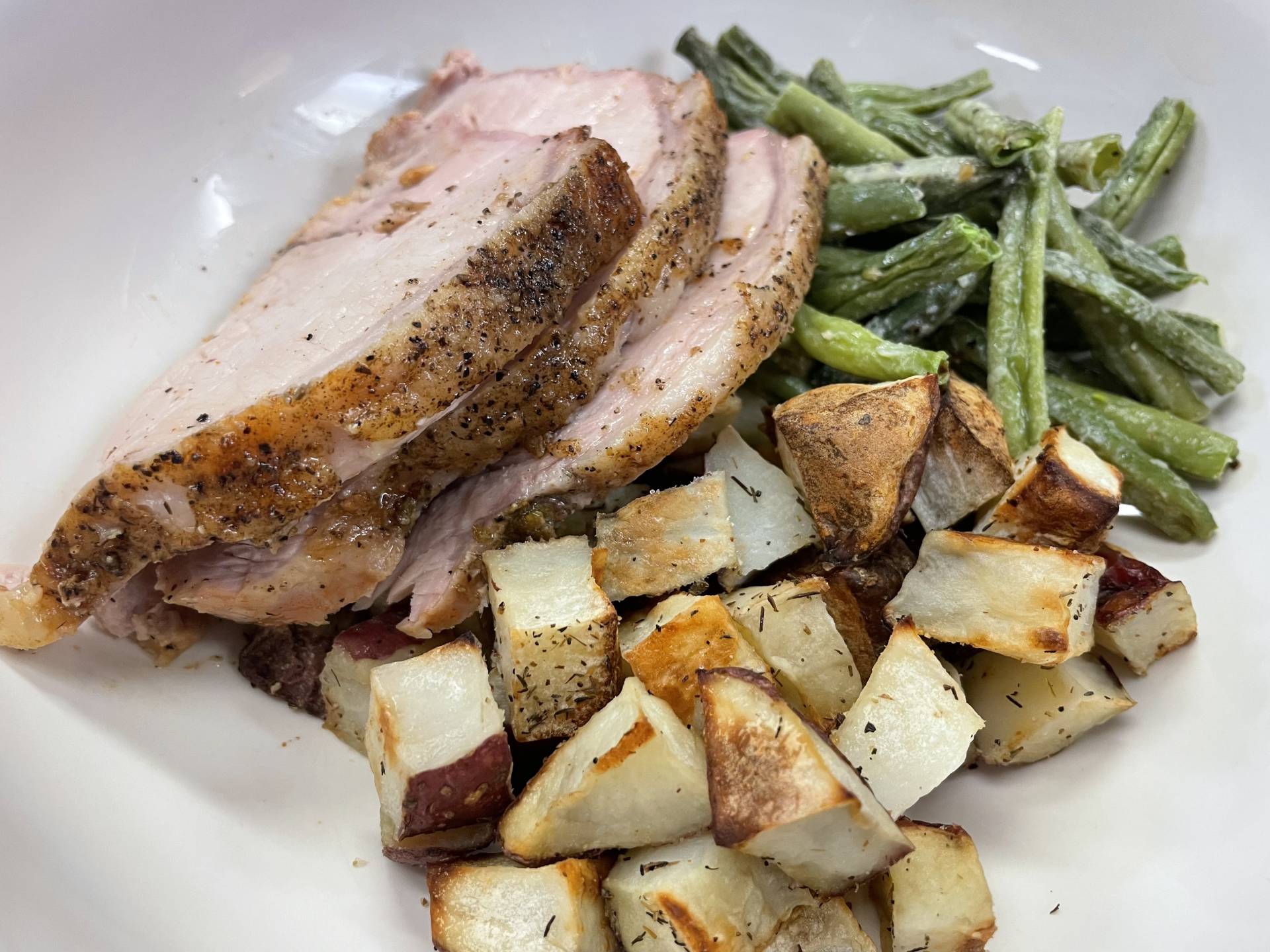 Garlic Roasted Pork Loin with Roasted Potatoes and Steamed Green Beans